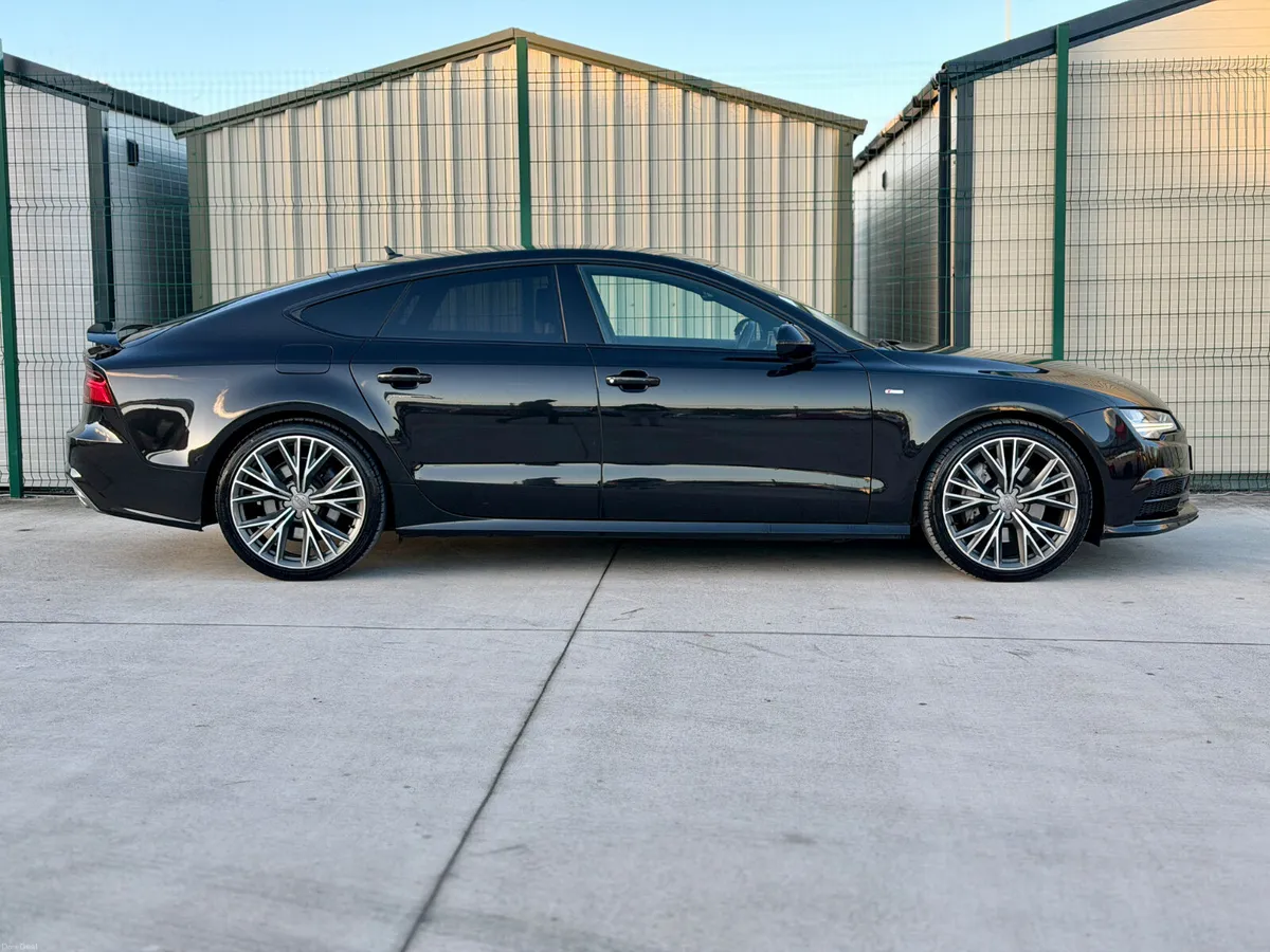 Audi A7 2016 S-Line Black Edition - Image 4
