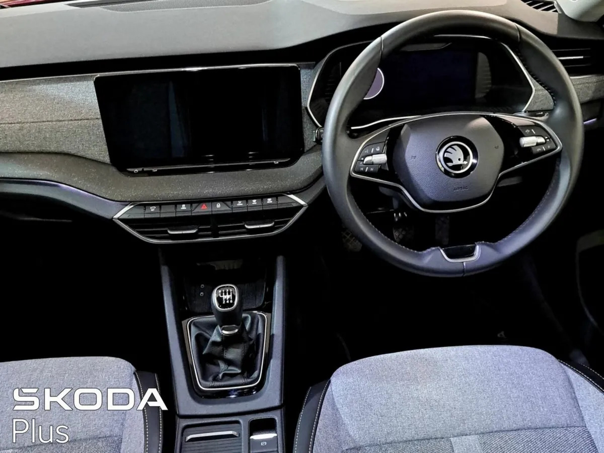 Skoda Octavia Selection 1.5TSI 115HP - Image 4