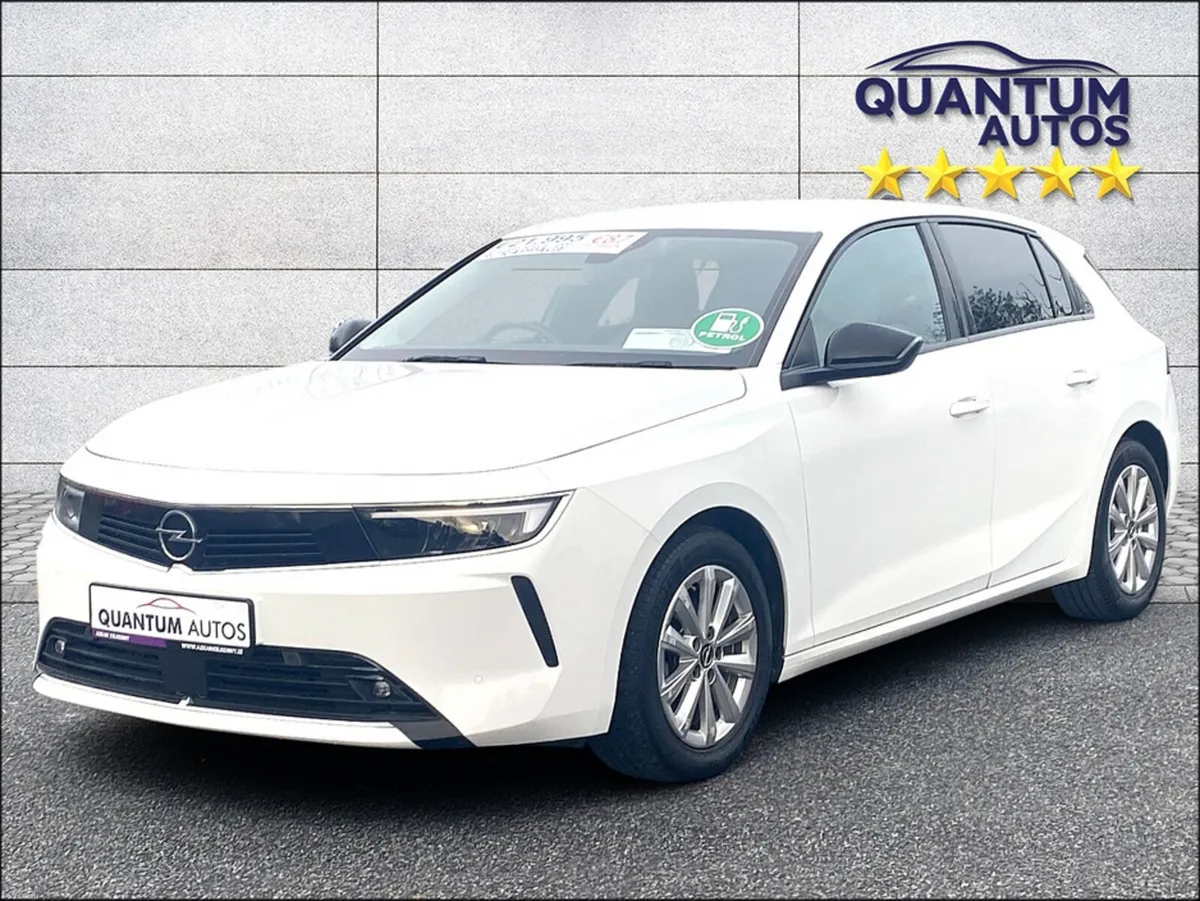 Opel Astra 2022 SC 1.2L PETROL HATCHBACK NCT 2028 - Image 4