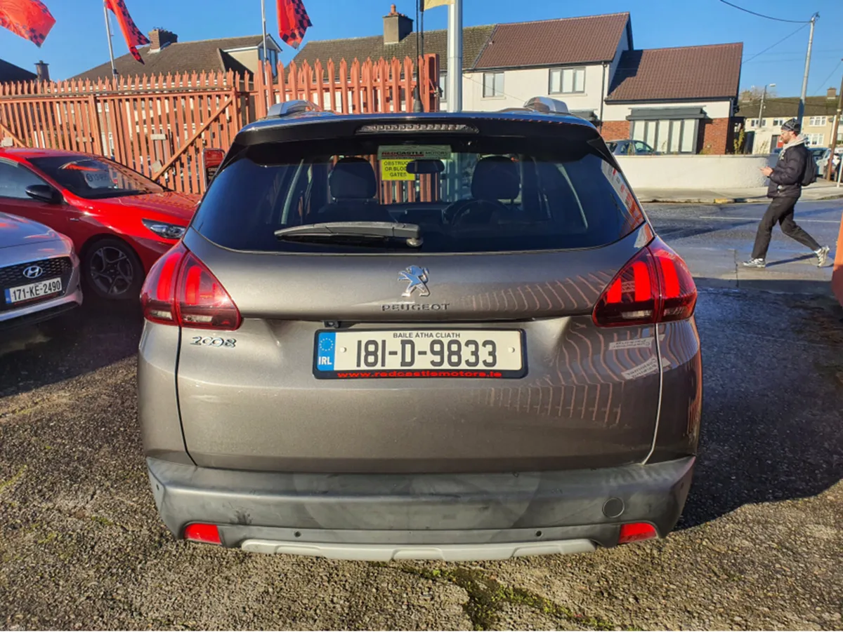 Peugeot 2008 ALLURE 1.2 110  **AUTO** NCT  1/28 - Image 4