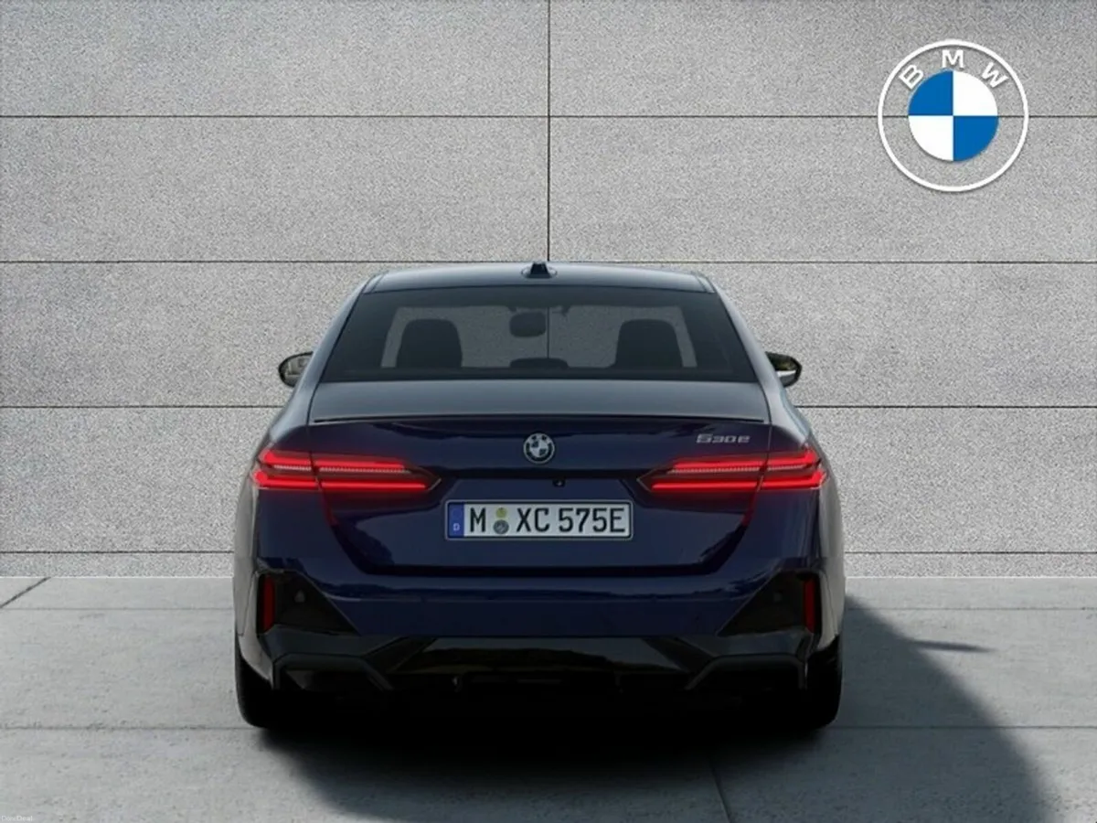 BMW 5-Series 530e M Sport Pro - Image 3