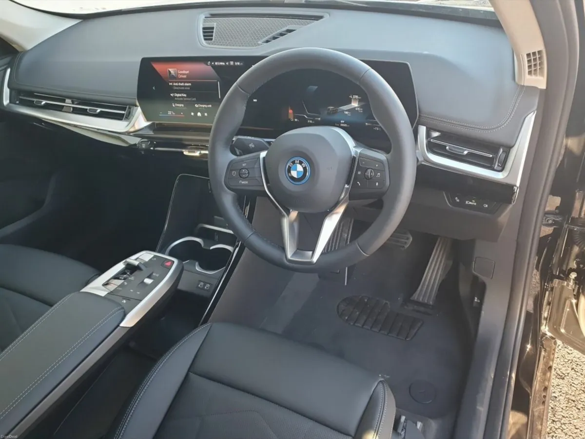 BMW iX1 iX1 eDrive20 xLine - Image 6