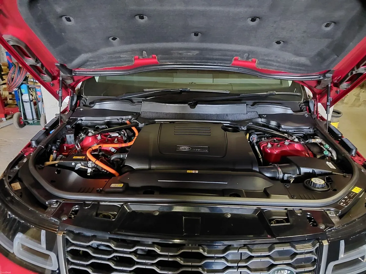 RANGE ROVER SPORTS P400E French plates - Image 4