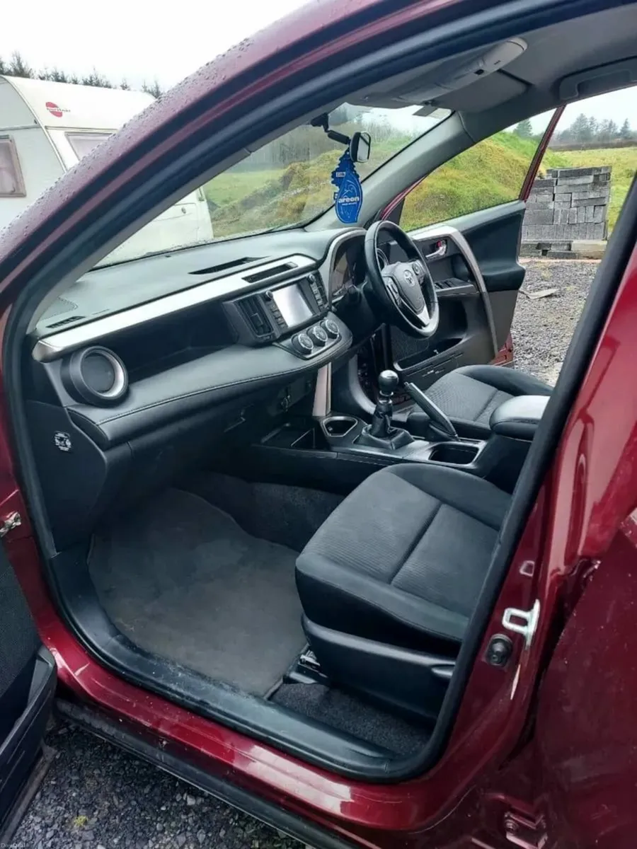 FLASH SALE: 2017 Toyota RAV4 - Image 4