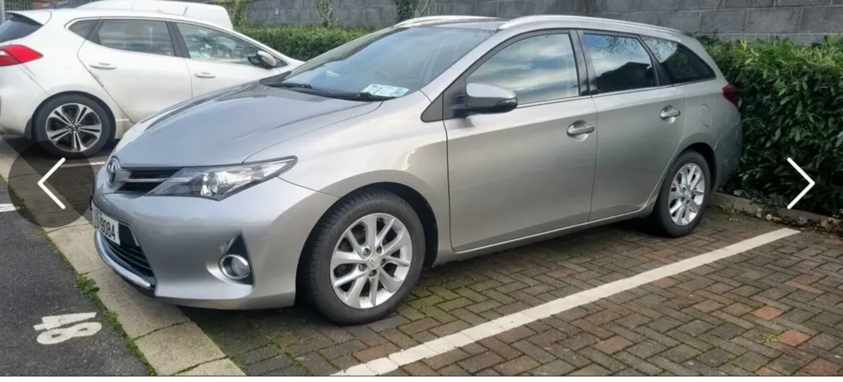 Toyota Auris 2013 - Image 3