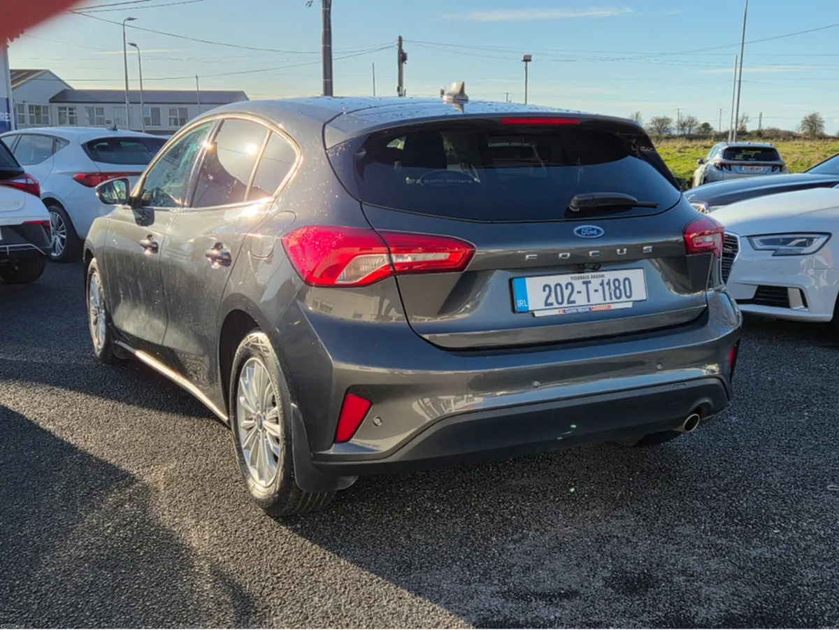 Ford Focus TITANIUM 5DR 1.5 TD 120 S6. S6.2 M6 F - Image 3