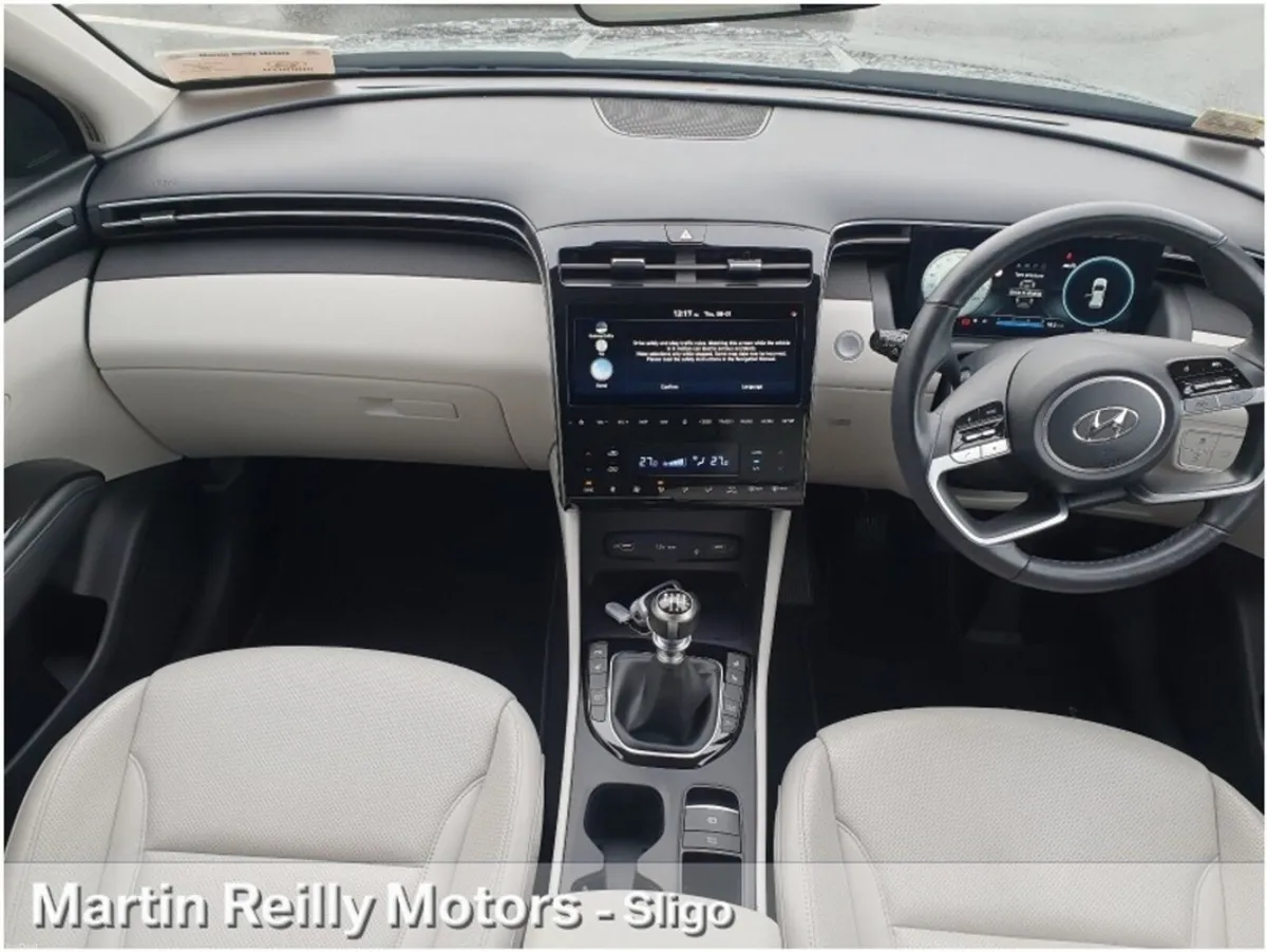 Hyundai Tucson Executive Plus 2-Tone - Image 2