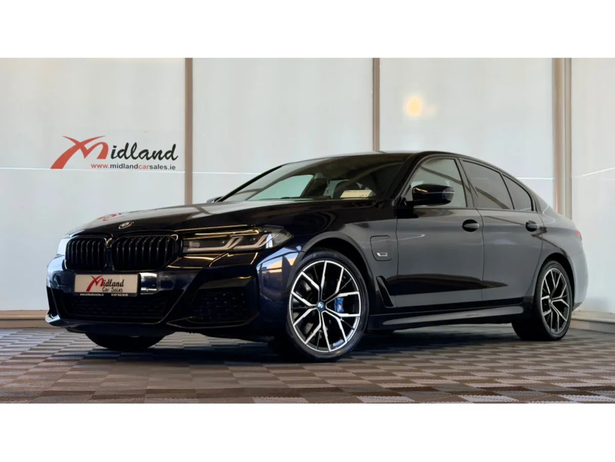 BMW 5-Series M SPORT * IMMACUALTE CAR WIT HFULL 12 - Image 1