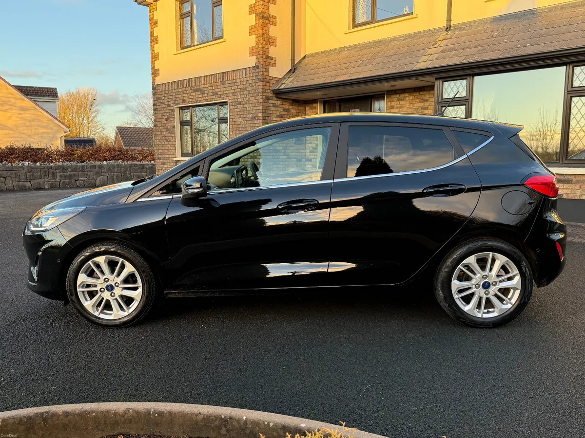 Immaculate Auto 231 Ford Fiesta! - Image 4