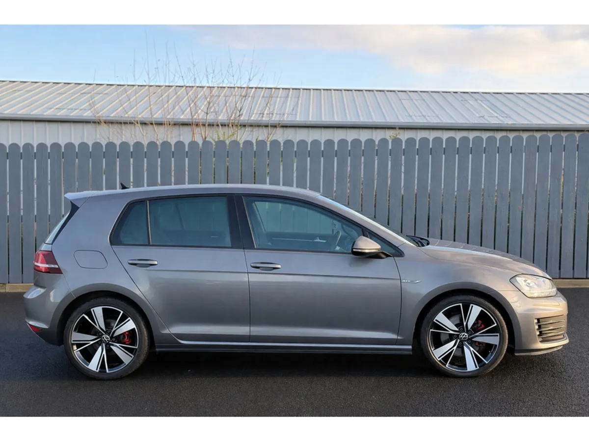 Volkswagen Golf HIGH SPEC - GTD GOLF - 181BHP - Image 2