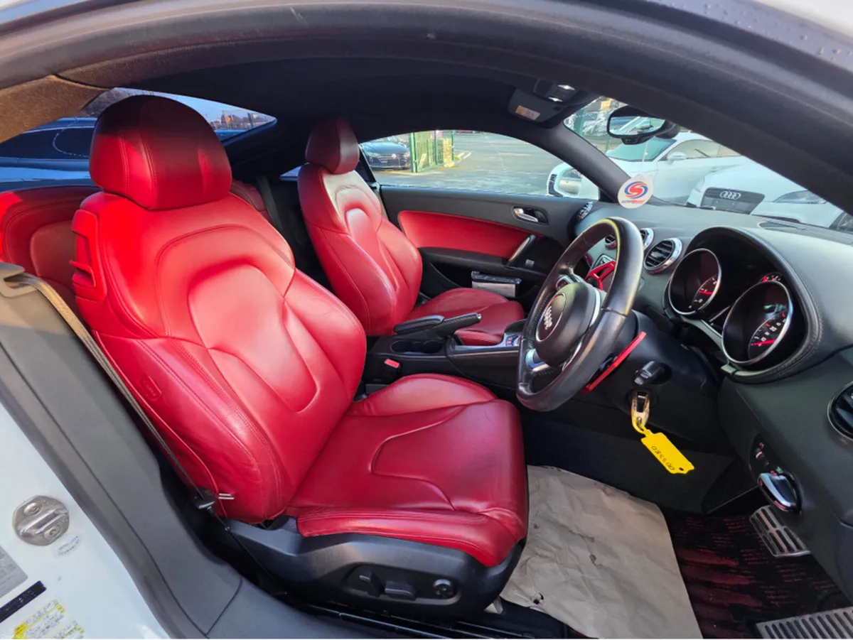 Audi TT 1.8 TFSI AUTO FULL RED LEATHER SEATS REV C - Image 3