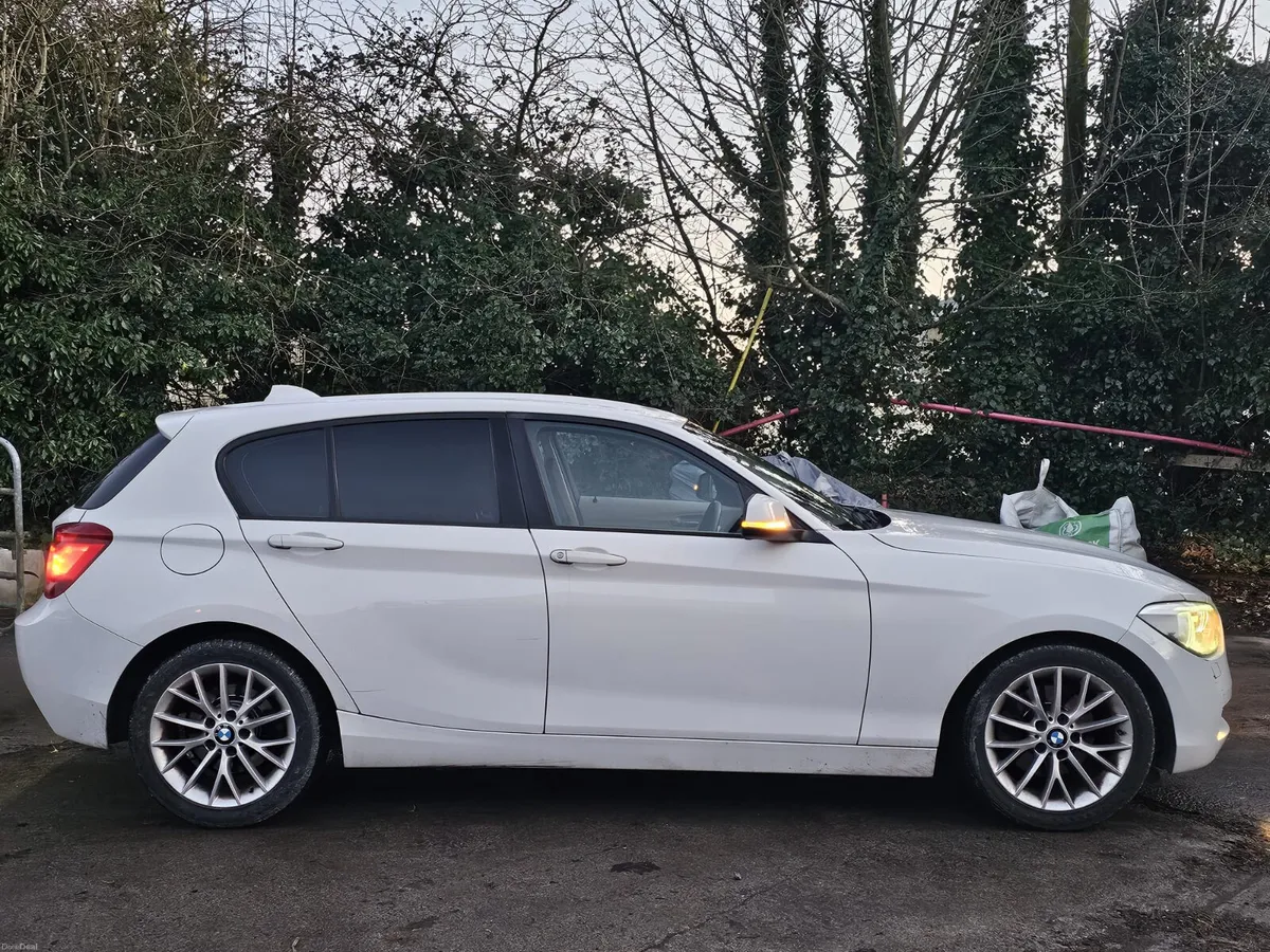 BMW 1-Series 2013 low miles automatic €7990 - Image 4