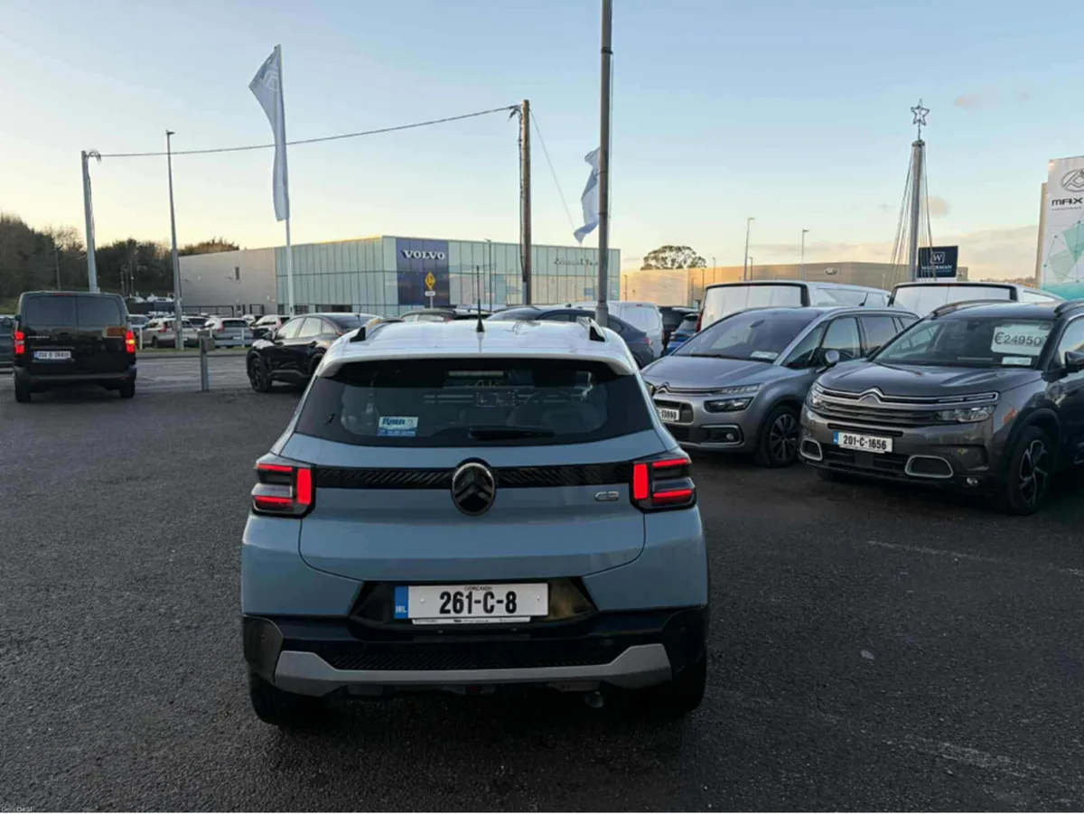 Citroen C3 PLUS PURETECH 100 MY22 4DR - Image 4