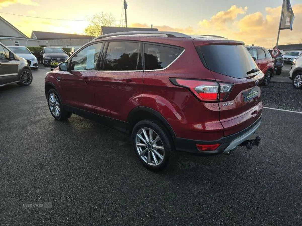 Ford Kuga Titanium Edition - Image 3