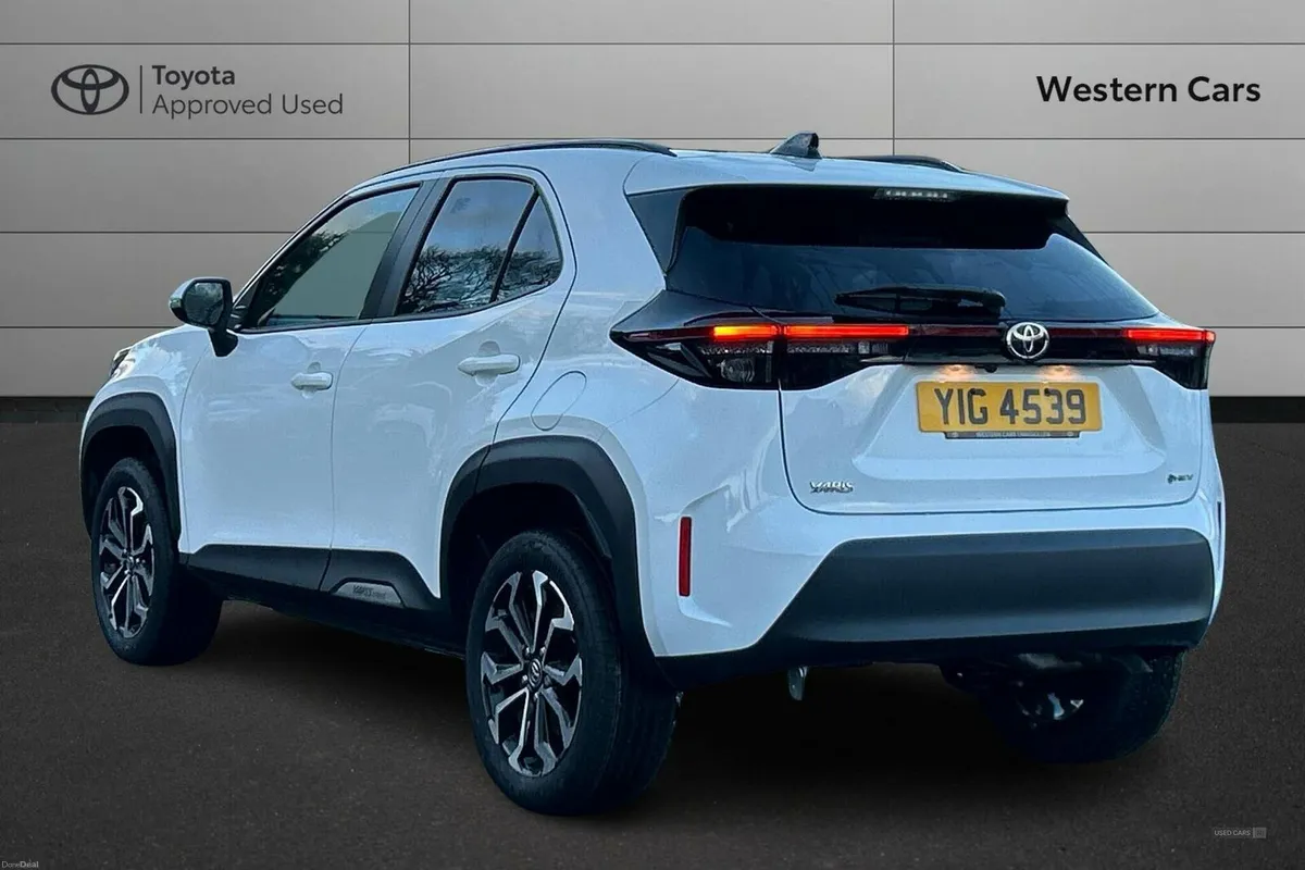 Toyota Yaris Cross 1.5 VVT-h Design E-CVT Euro 6 ( - Image 4