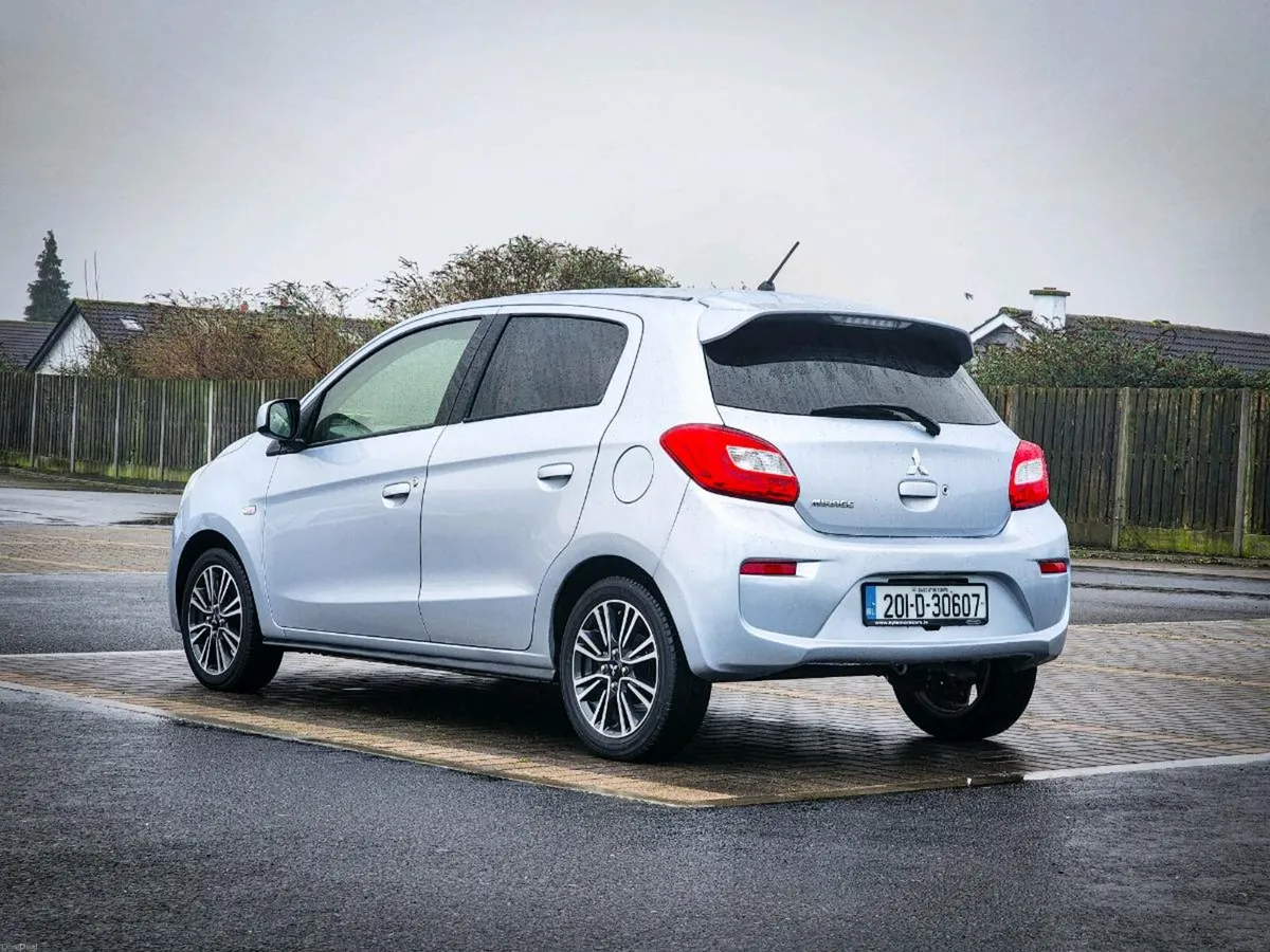 Mitsubishi Mirage 2020 automatic 1.2l - Image 2