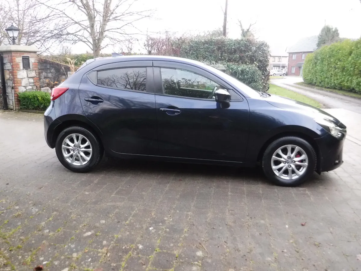 MAZDA DEMIO 1.3 AUTO 5 DOOR HATCH LOW MILEAGE - Image 2