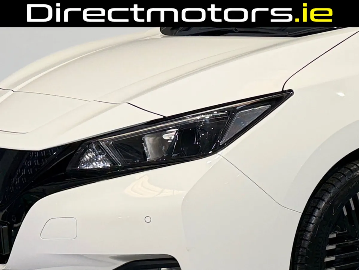 Nissan Leaf 40K EV SV PREMIUM 40KW MY22 4 4DR AUTO - Image 4