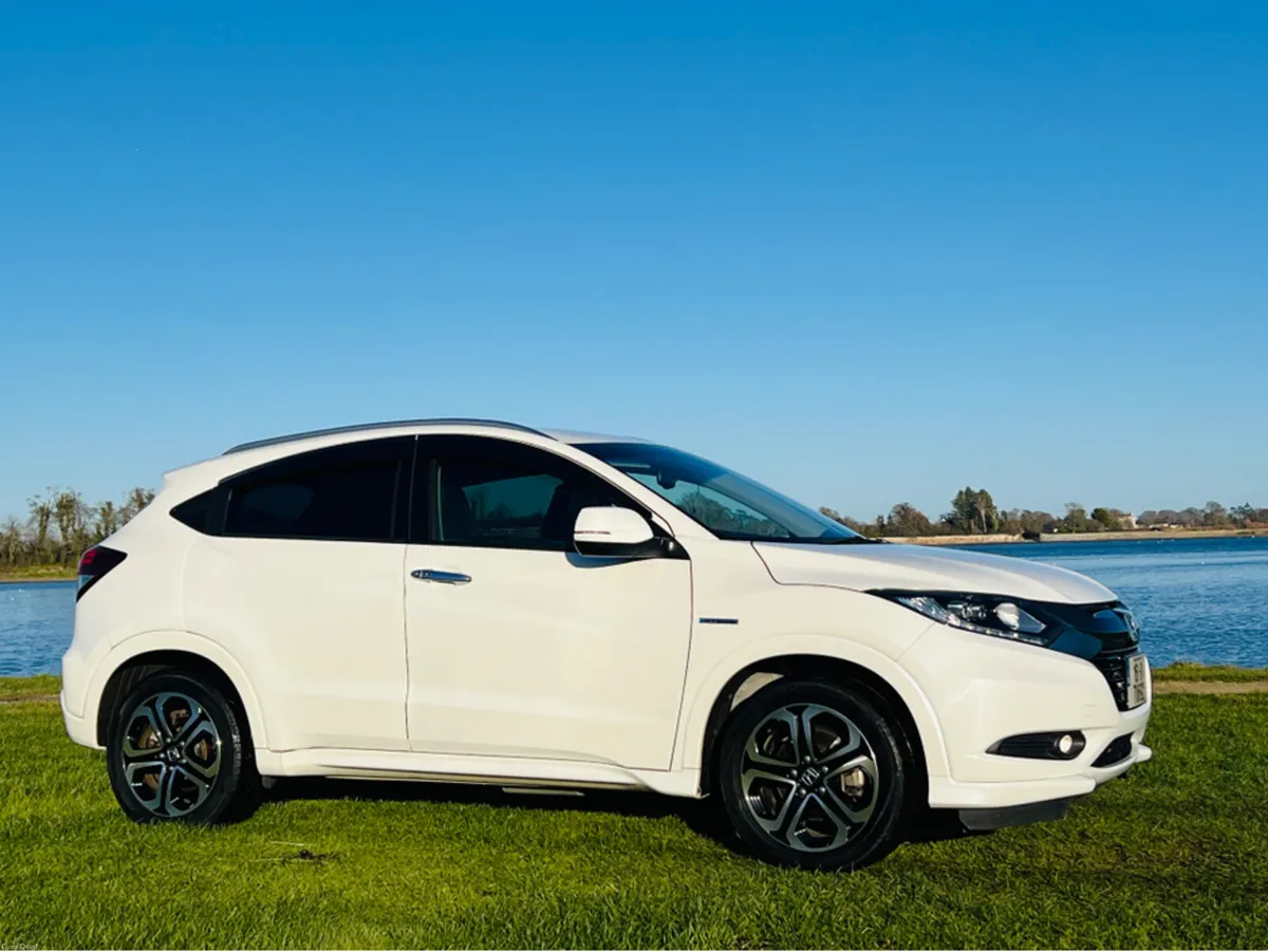 Honda Vezel DAA-RU3 // 1.5L PETROL HYBRID // AUTOM - Image 3