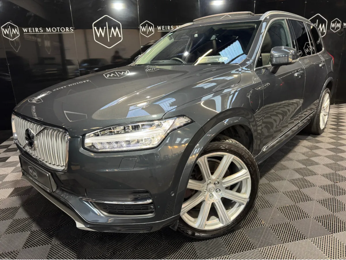Volvo XC90 2.0 T8 INSC PRO 390 AWD 5 5DR ONE OWNER - Image 1