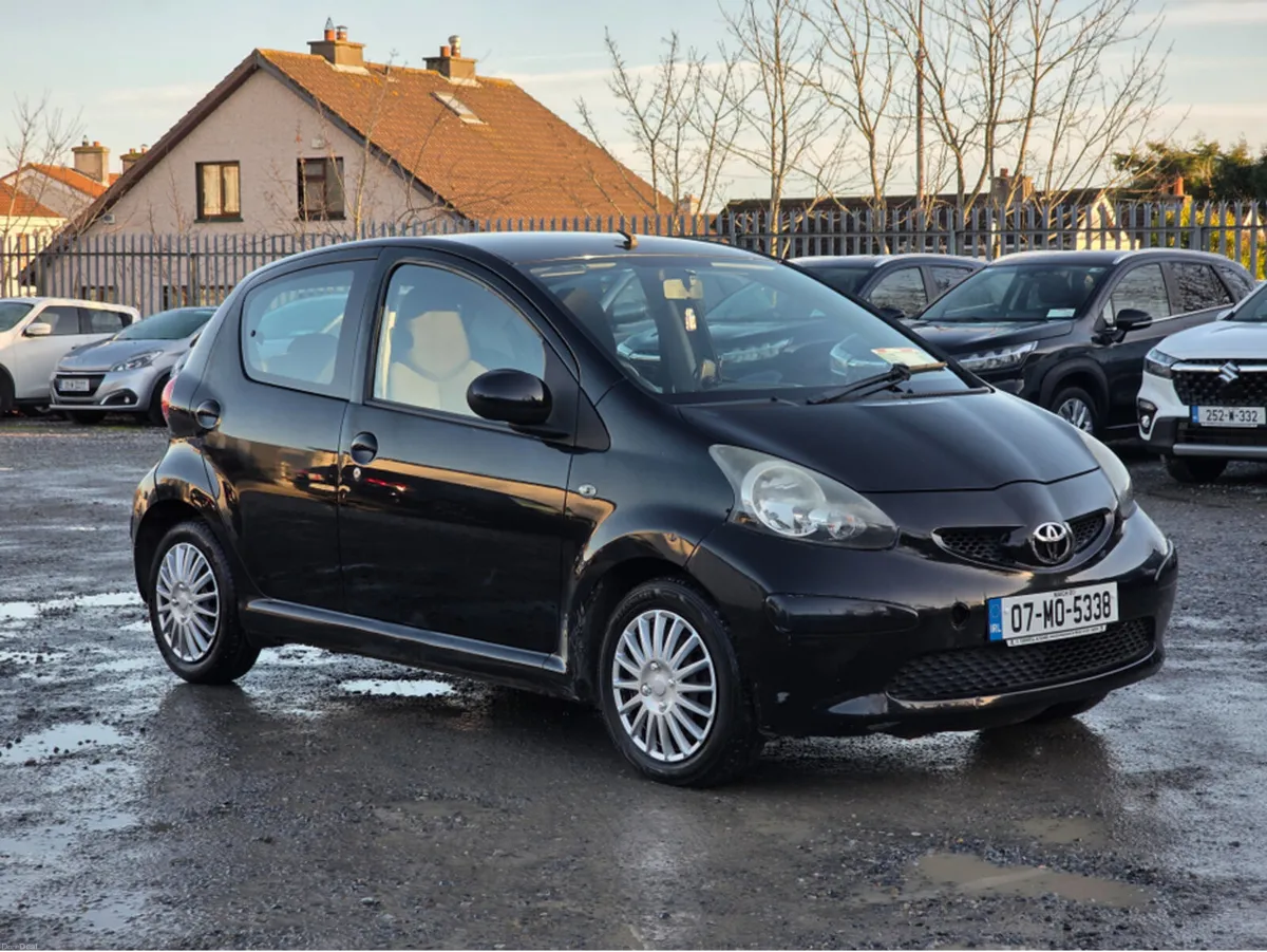 Toyota Aygo 1.0 5DR AURA - Image 1