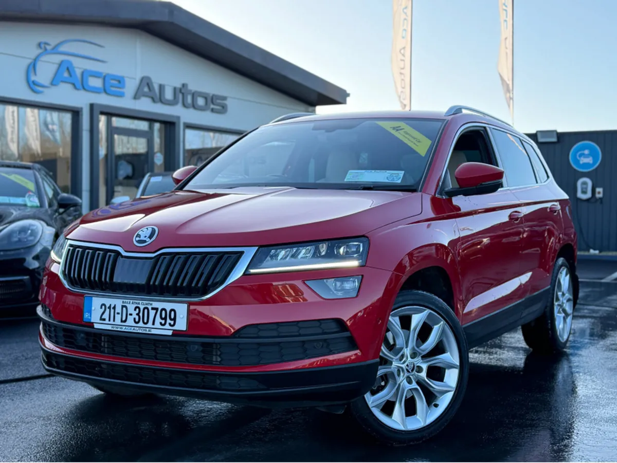 Skoda Karoq ** DEPOSIT TAKEN ** STYLE DSG AUTO 4X4 - Image 1