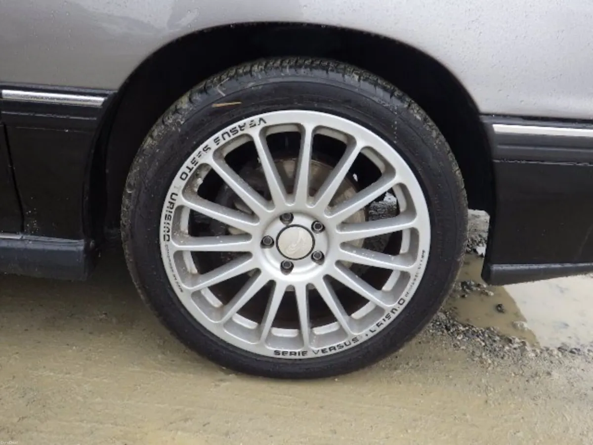 Super rare Barn Find Subaru Legacy RS - Image 3