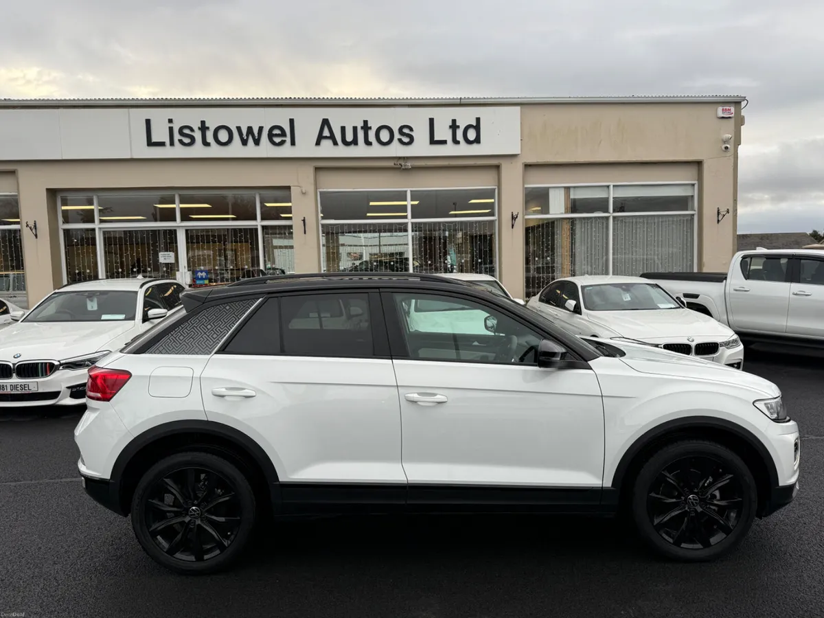 221 VW T-ROC 1.5 STYLE 150BHP AUTOMATIC - Image 1