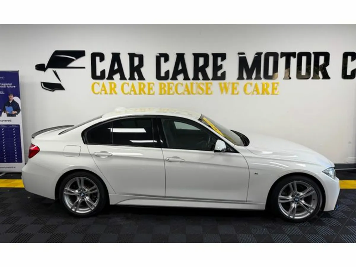 BMW 3-Series 2016 320i M-Sport Automatic - Image 4