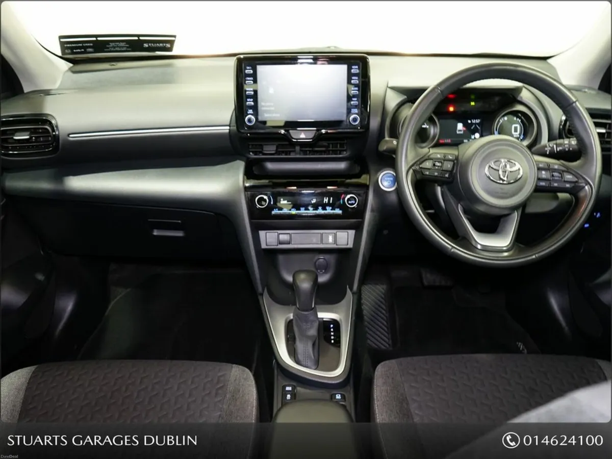 Toyota Yaris Cross Luna 4DR Auto - Image 4