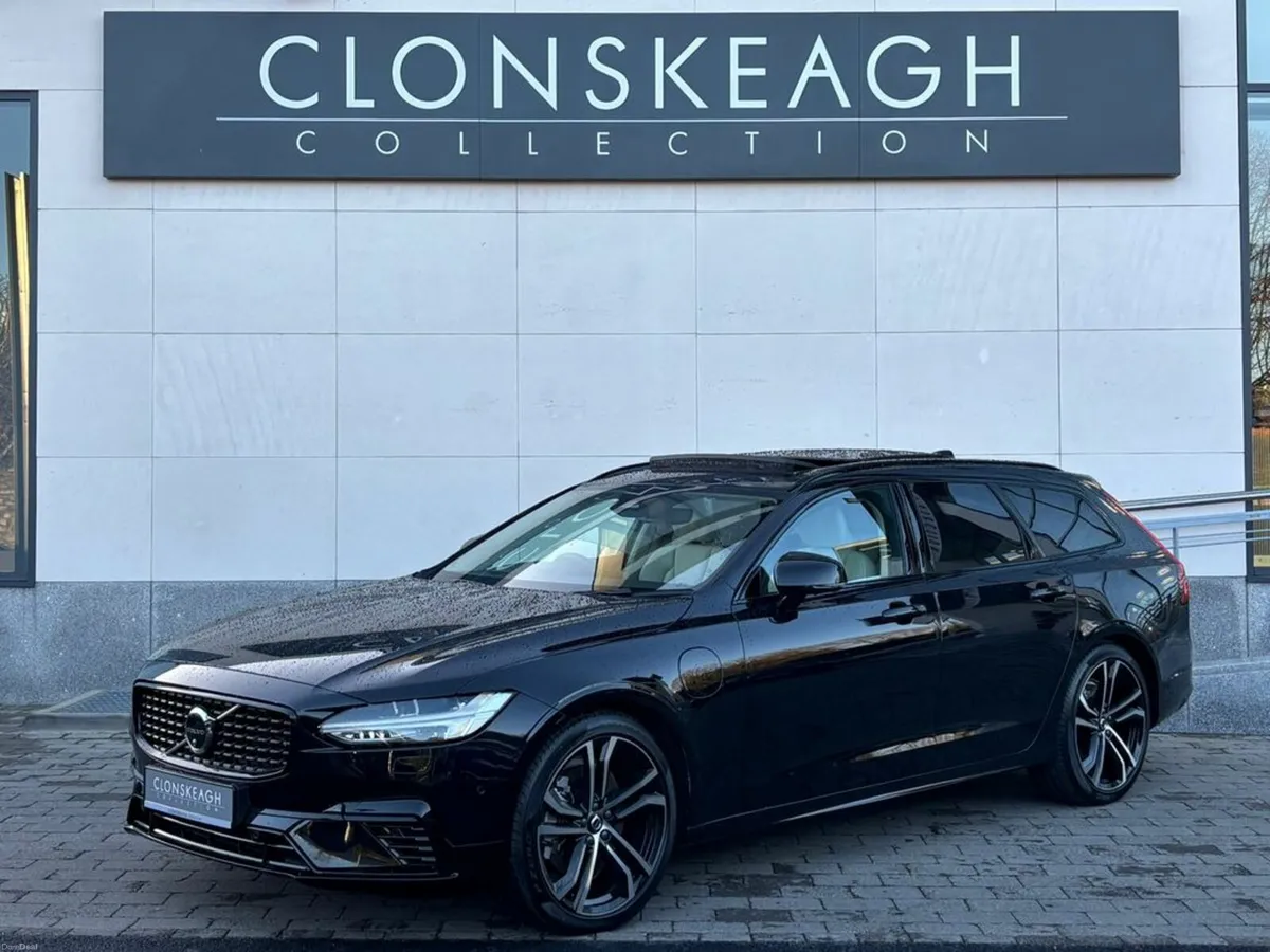 Volvo V90 T8 ULTRA AWD, BLOND INTERIOR - Image 3