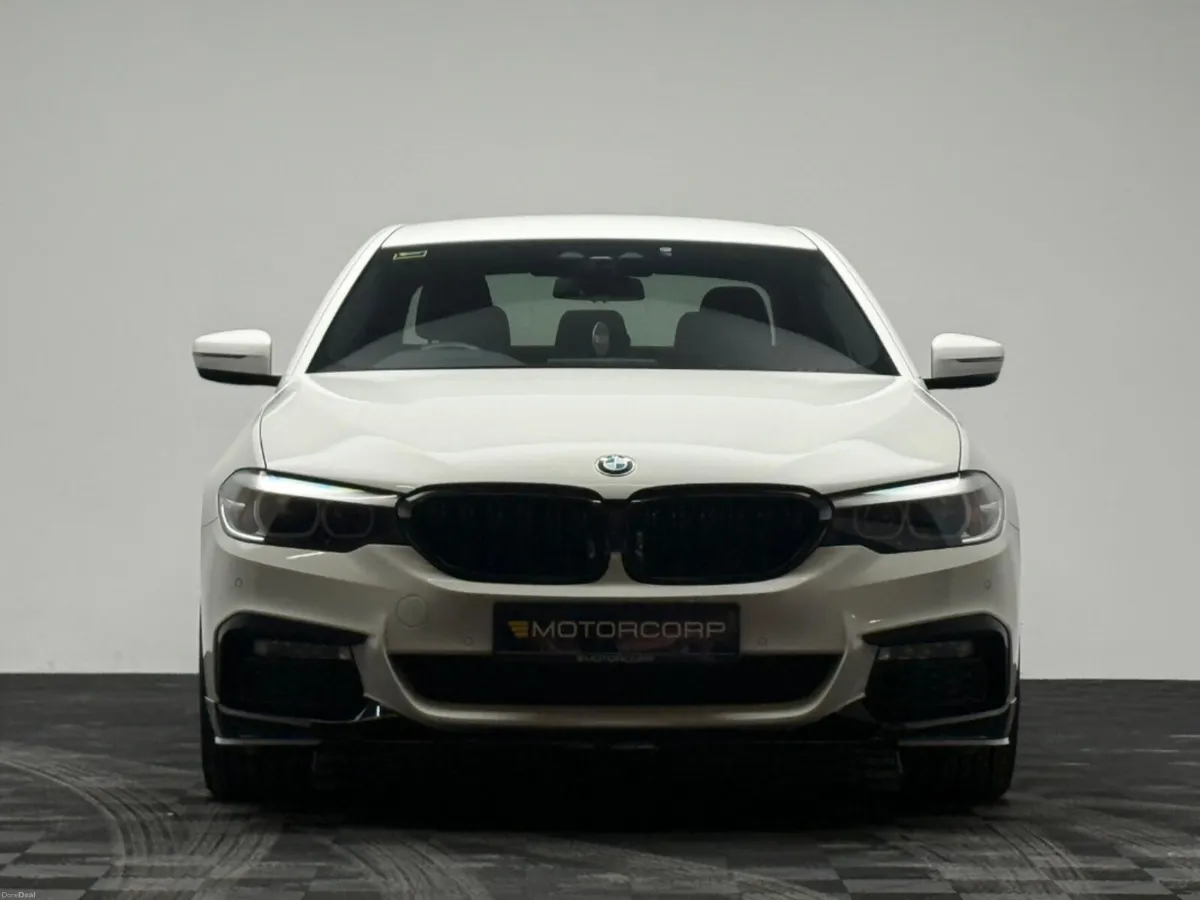 BMW 5-Series 530E M SPORT - Image 2