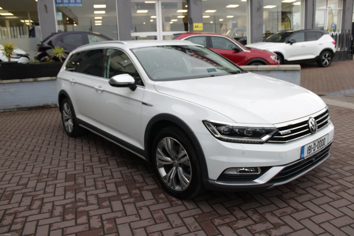 2.0TDI 150BHP ALLTRACK EDITION 5DR ESTATE AUTOMAT - Image 1
