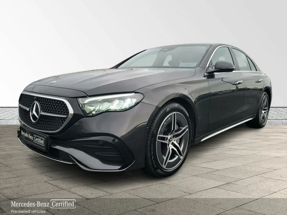 Mercedes-Benz E-Class E220d AMG LINE PLUS AUTO *(L - Image 2