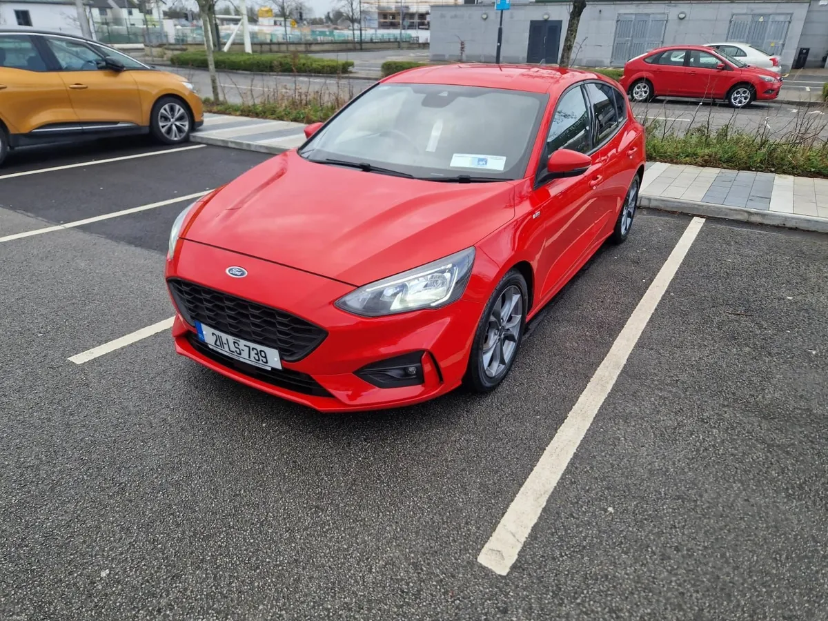 Ford Focus 2021 - Image 1