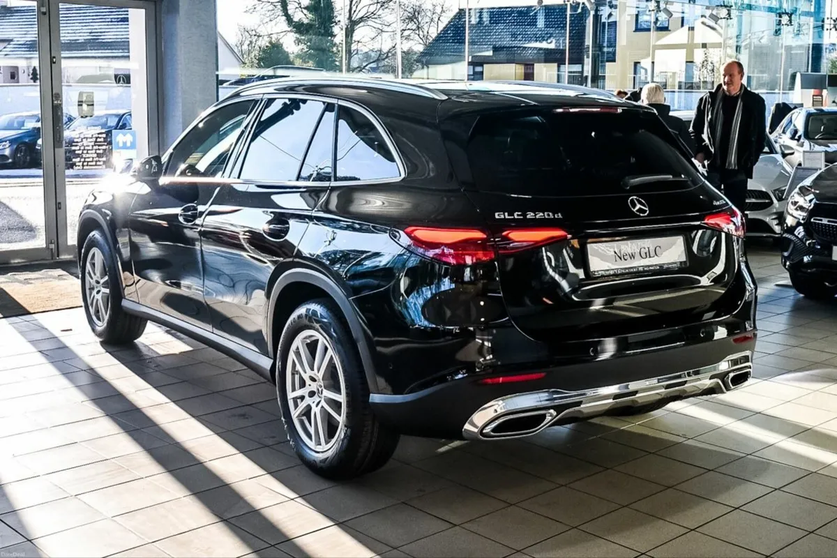 Mercedes-Benz GLC 220d Avantgarde 4Matic - Image 2