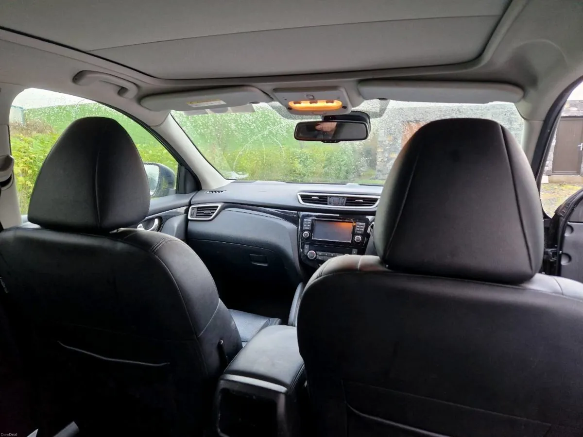 Nissan Qashqai 2017 Premium - Image 2