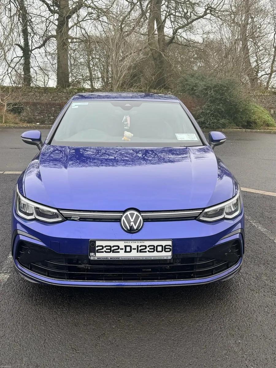 Volkswagen Golf R LINE 1.5 TSI 130HP - Image 2