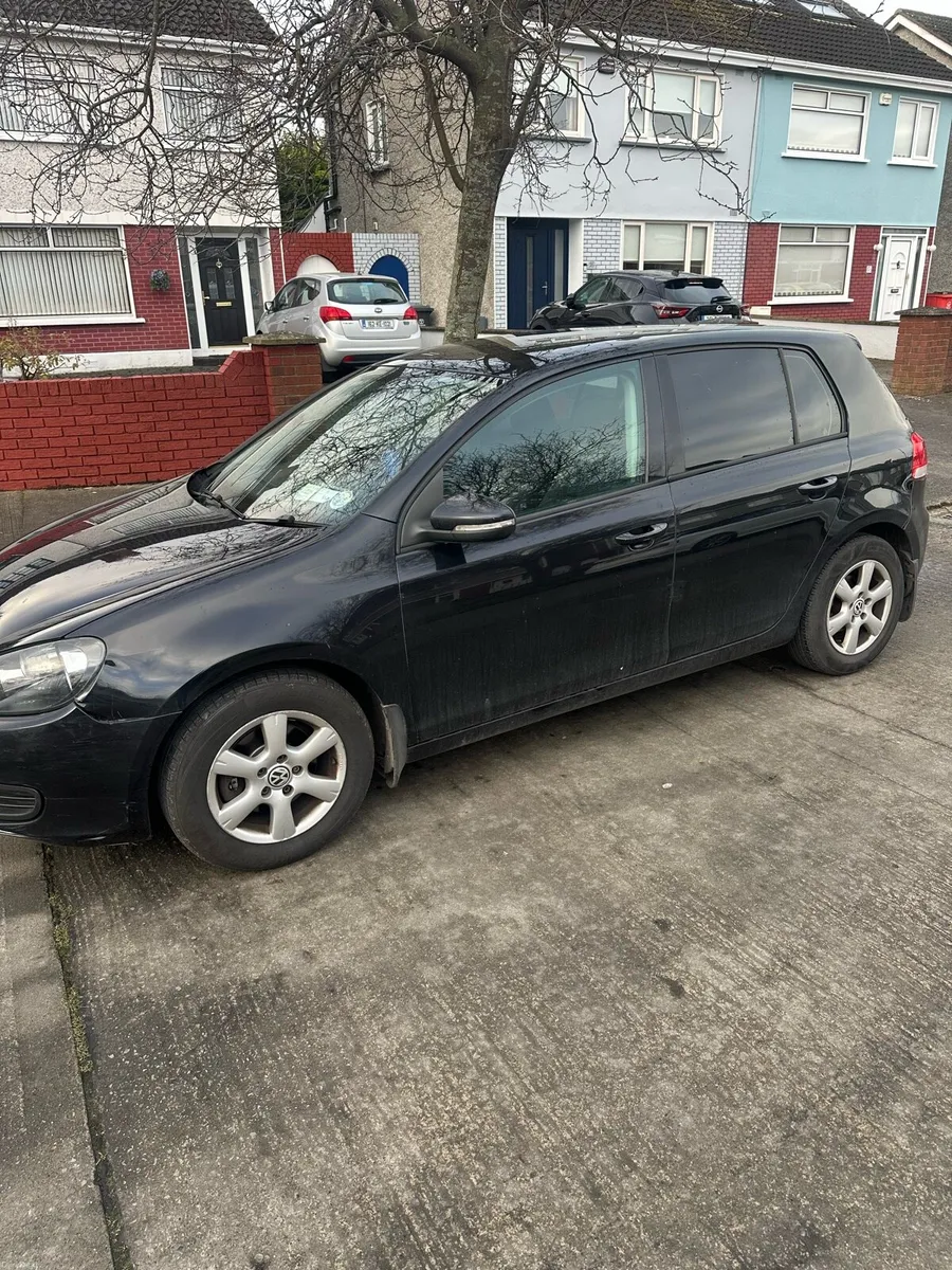 Volkswagen Golf 1.4 Litre Petrol - Image 4