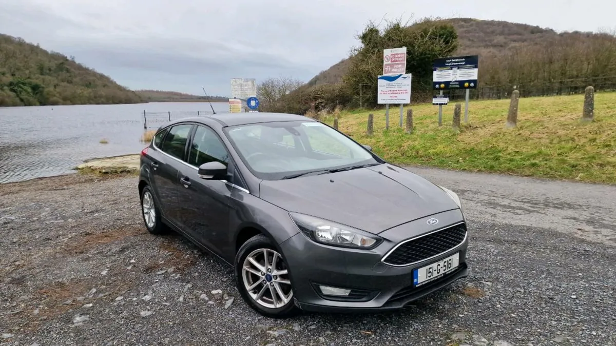 🔵2015 FORD FOCUS.     LOW KM  NCT +TAX  🔵 - Image 1