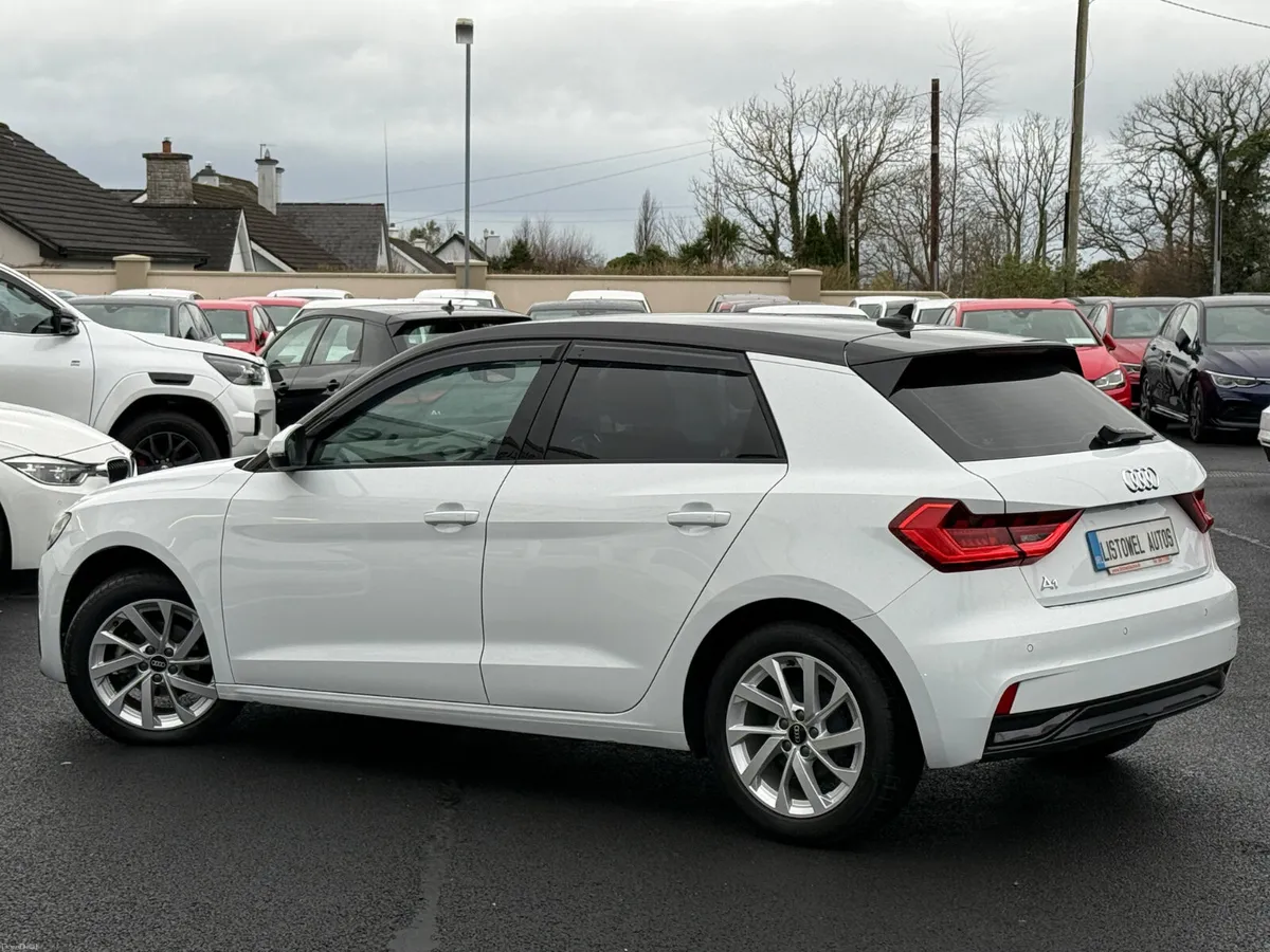 221 AUDI A1 ADVANCED 1.0  AUTOMATIC - Image 3