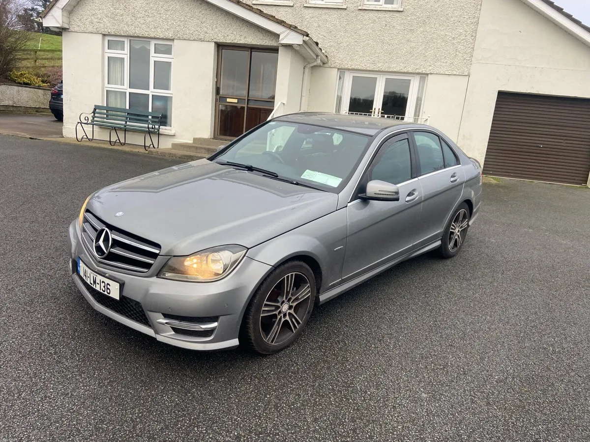 Mercedes C200 Avantgarde 2.2dsl Manual €8995 - Image 2
