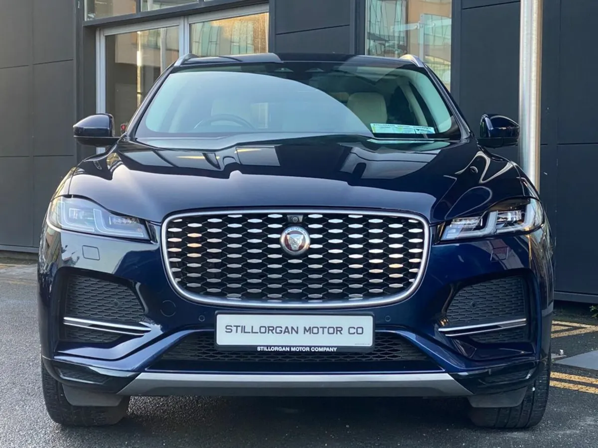Jaguar F-Pace 2.0d SE Auto AWD - Image 2