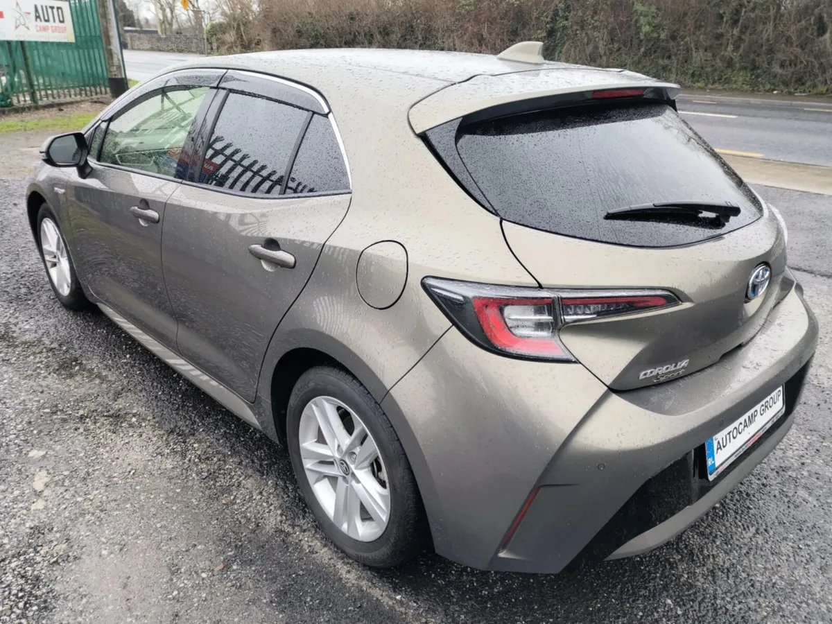 Toyota Corolla Sports 1.8 Hybrid !!! - Image 5