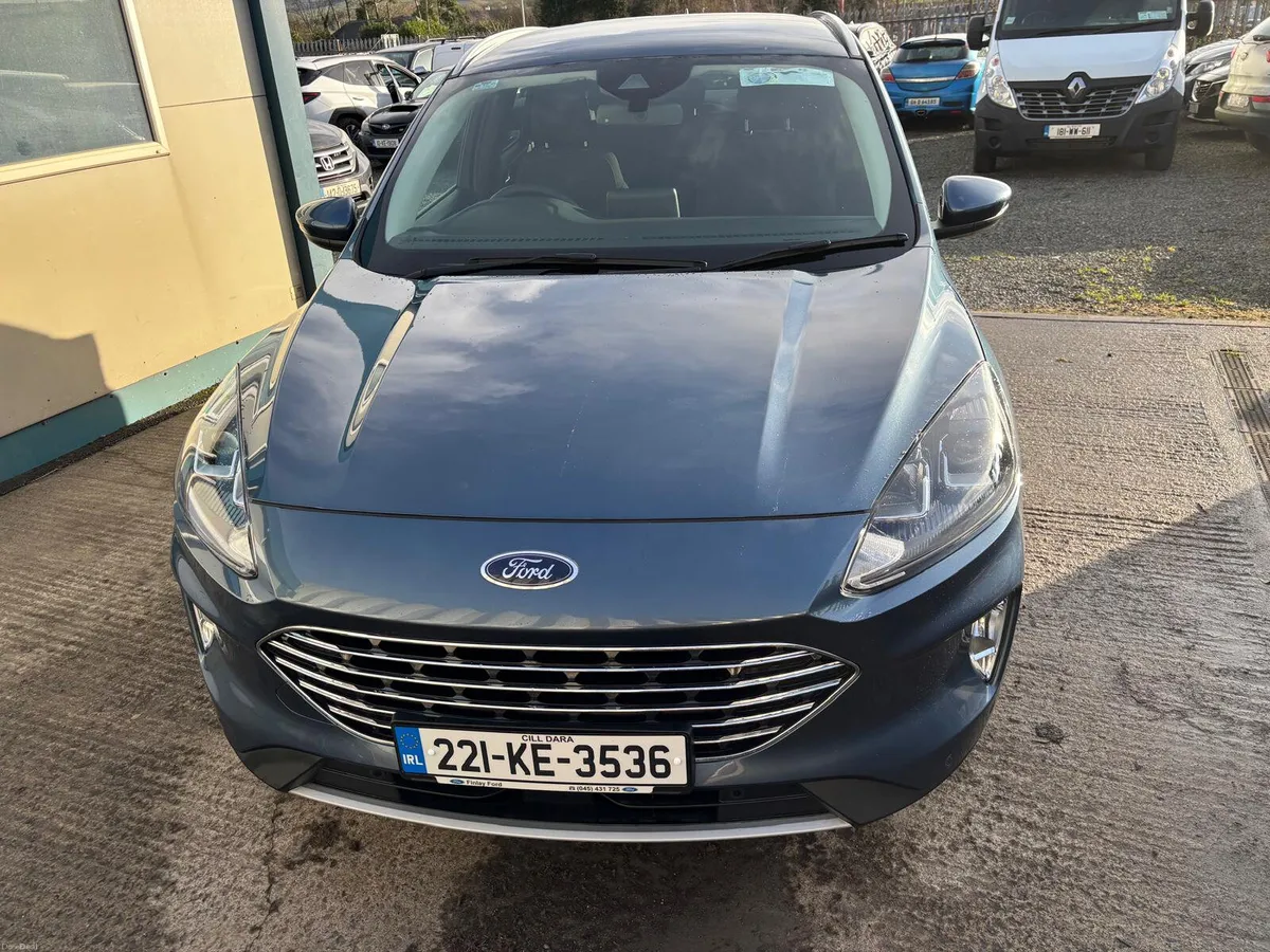Ford Kuga 2022 - Image 1