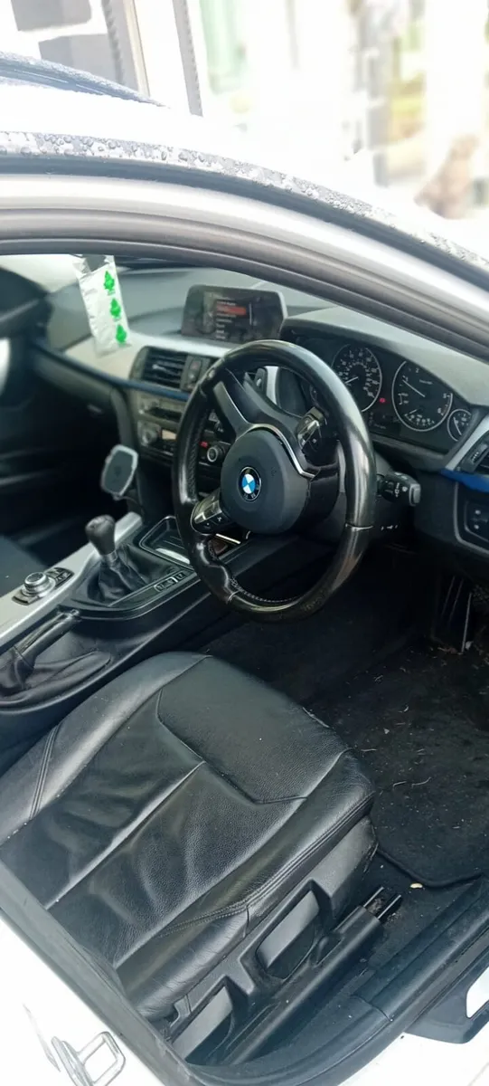 BMW 3-Series 2014 - Image 4