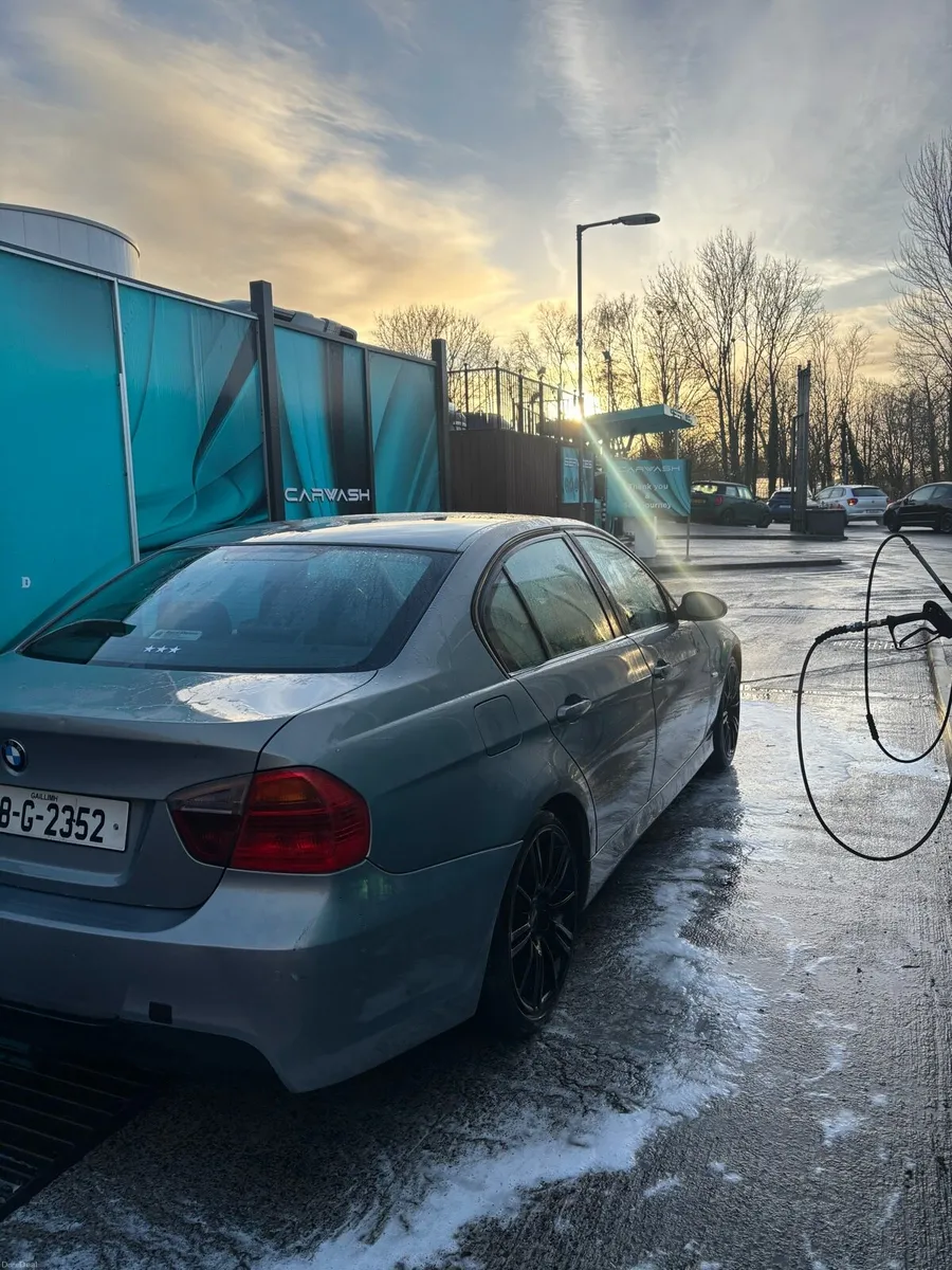 BMW E90 318i 2.0L - Image 3