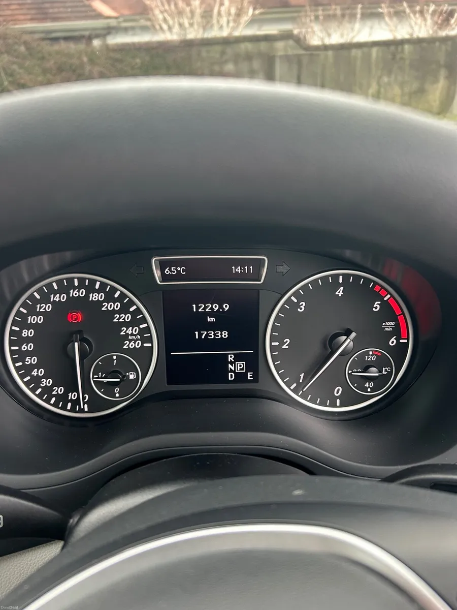 Mercedes-Benz B-Class 2014 - Image 1