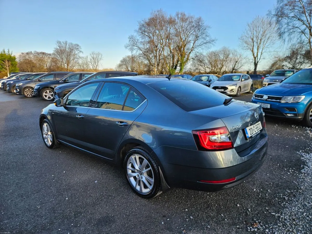 Skoda Octavia SOL 1.6tdi 115HP 4DR - Image 2