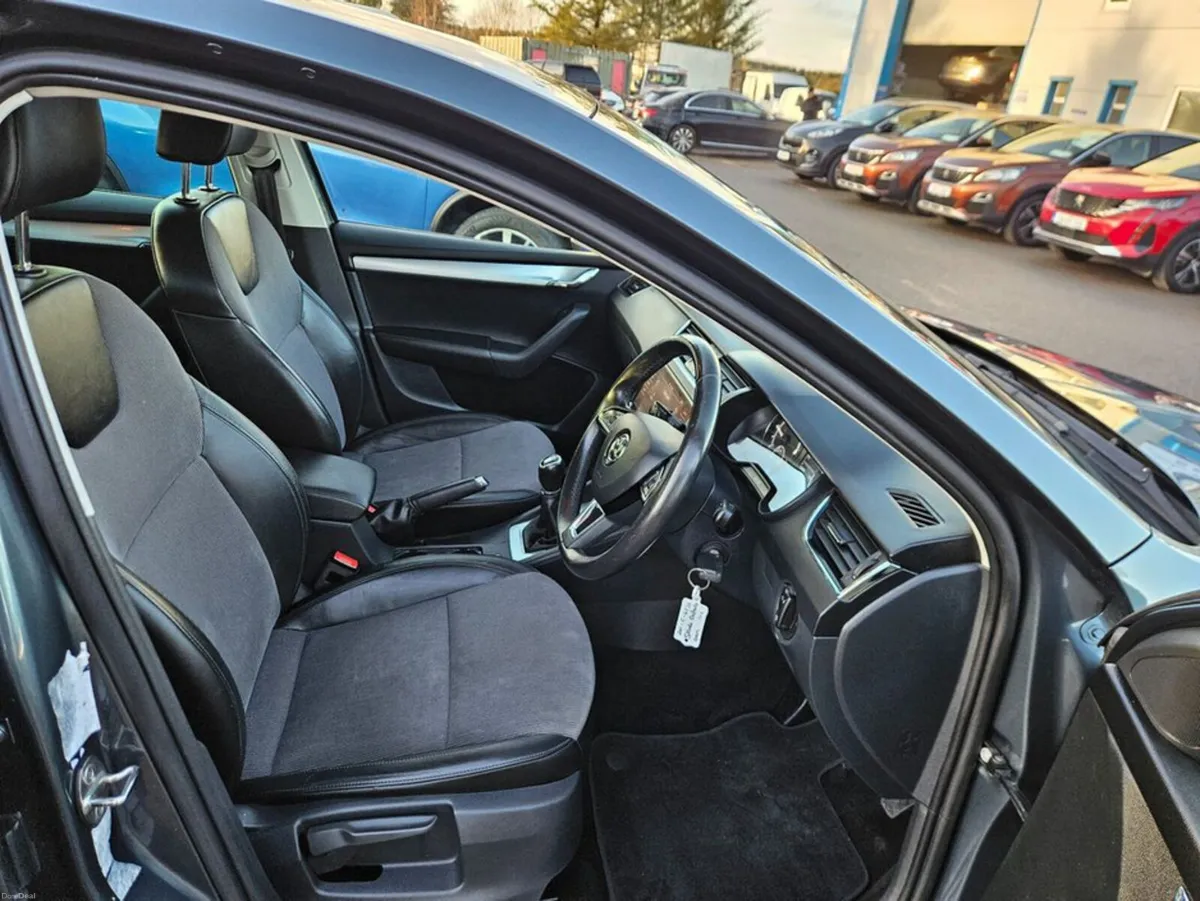 Skoda Octavia SOL 1.6tdi 115HP 4DR - Image 3